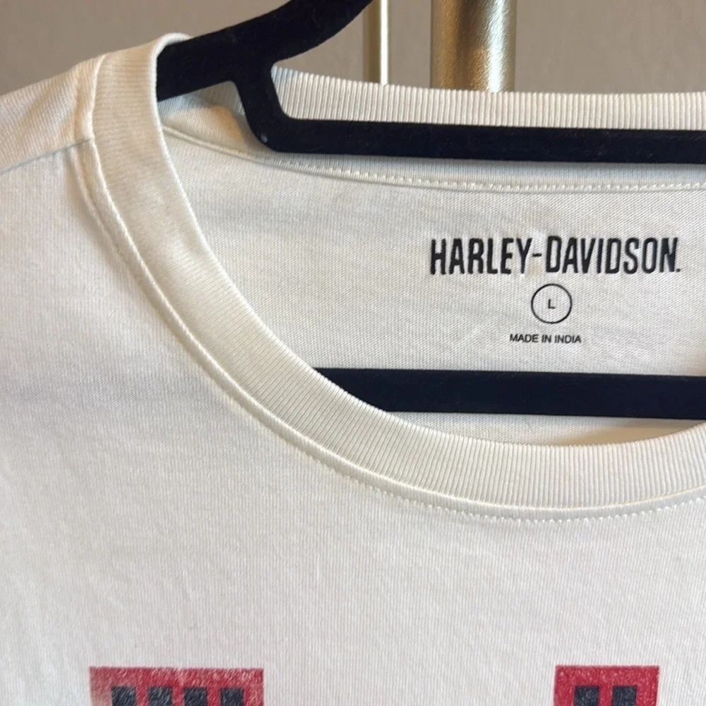 NWT - Harley-Davidson® Women's Retro Bike Graphic Tee - Size Large - Picture 3 of 7